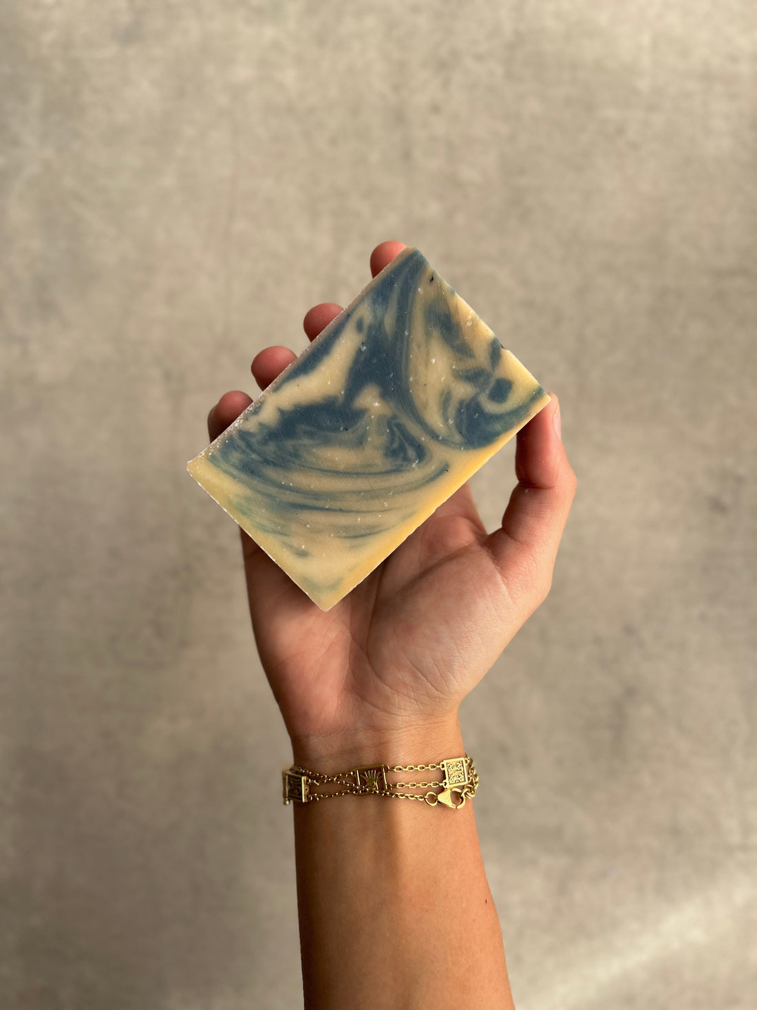 Indigo & Chamomile Hair Bar